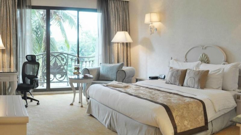 Palace Of The Golden Horses Seri Kembangan Esterno foto Deluxe Room