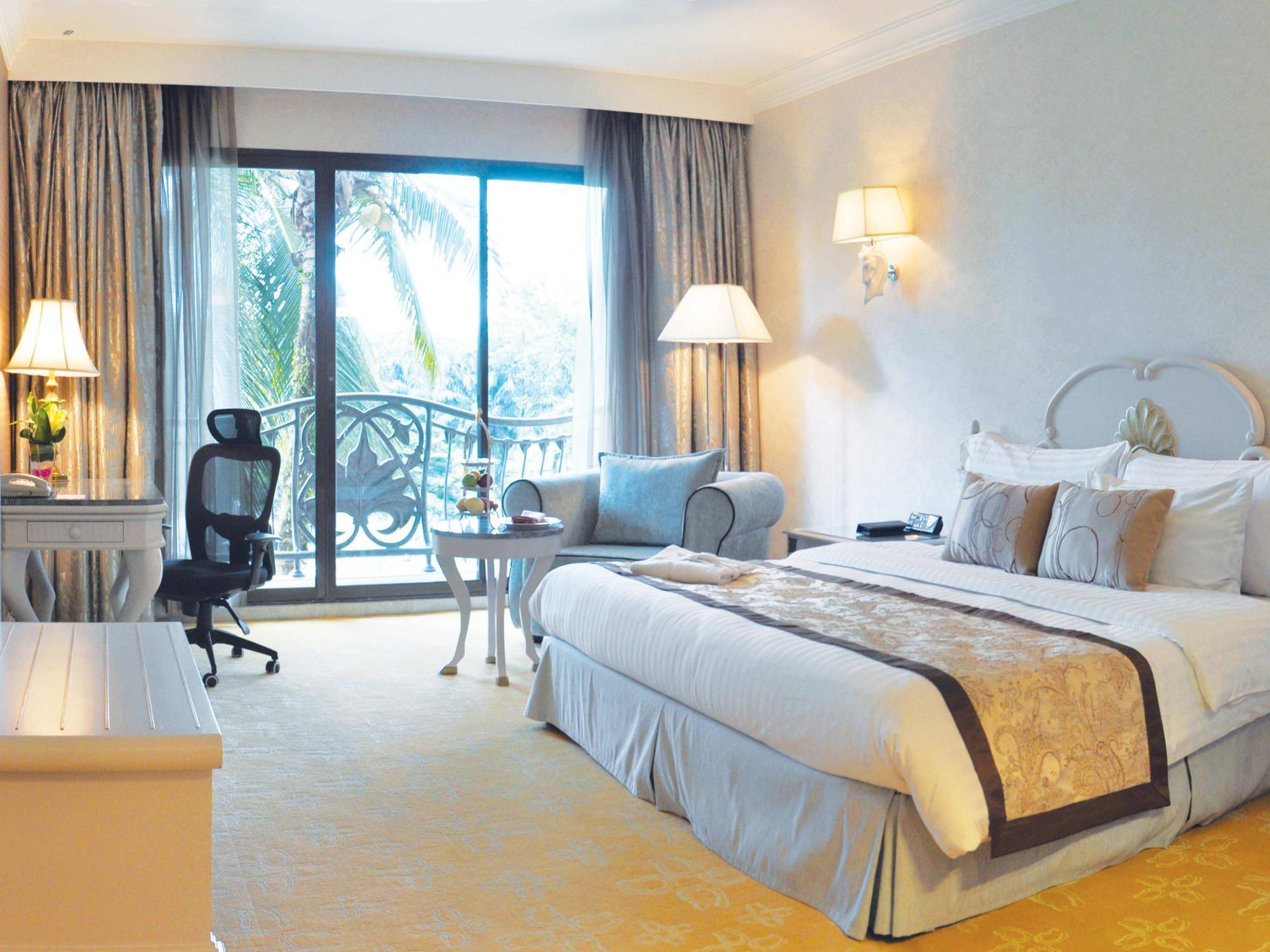 Palace Of The Golden Horses Seri Kembangan Esterno foto Deluxe Room